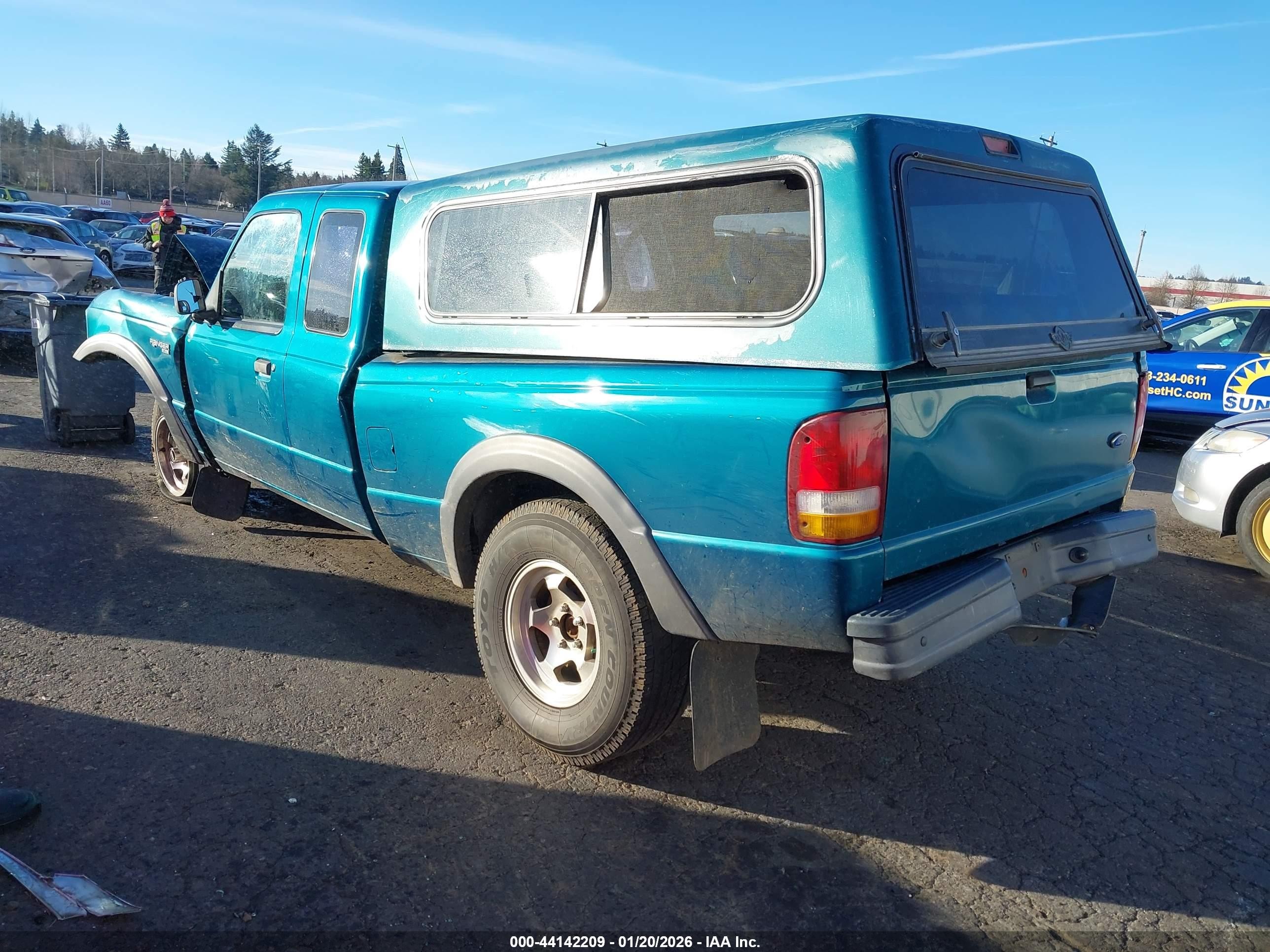 1993 Ford Ranger Super Cab Green vin: 1FTDR15X8PPB73253