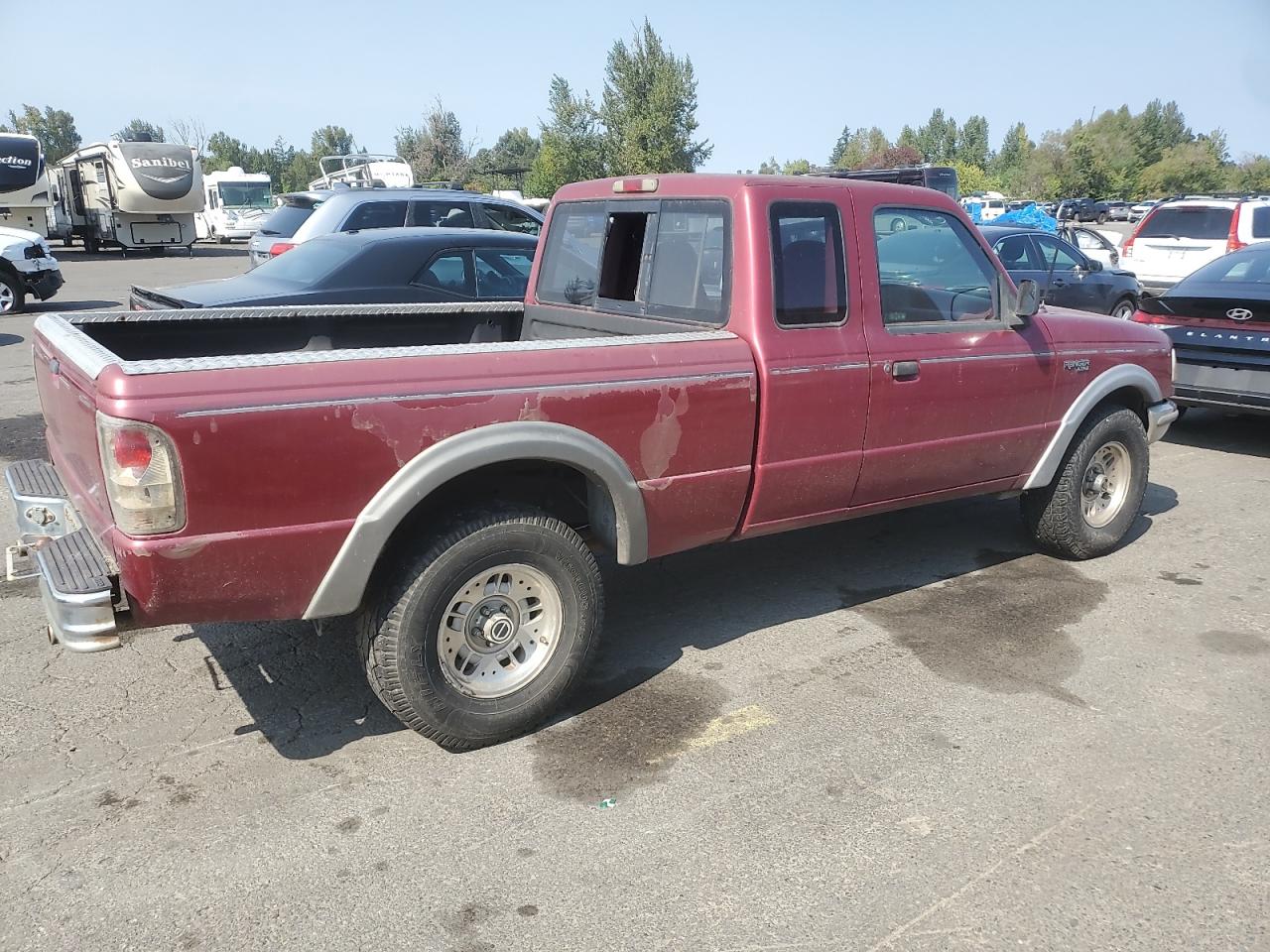 1993 Ford Ranger Super Cab Red vin: 1FTDR15X8PTA44937