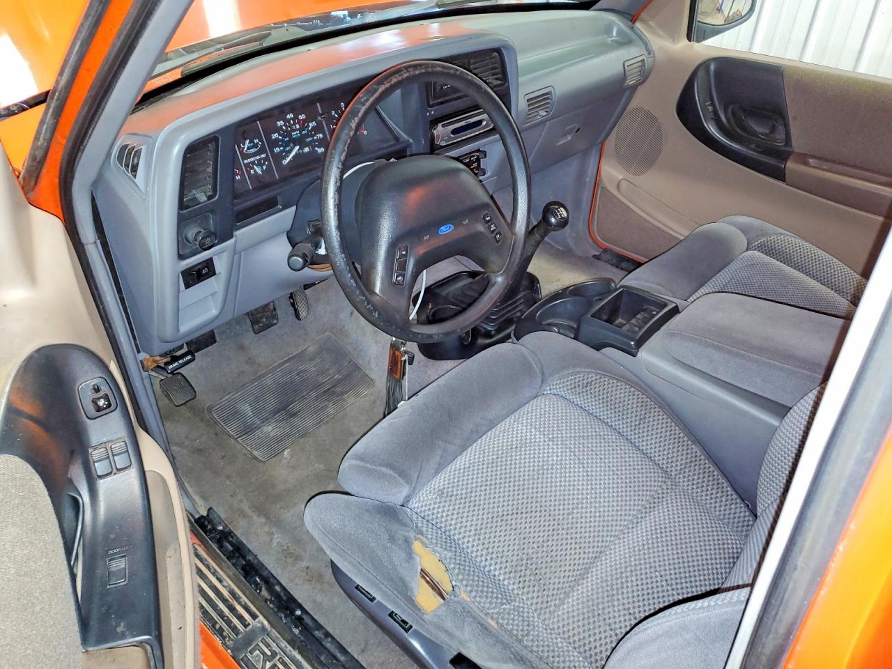 1994 Ford Ranger Super Cab Orange vin: 1FTDR15X9RTB00144