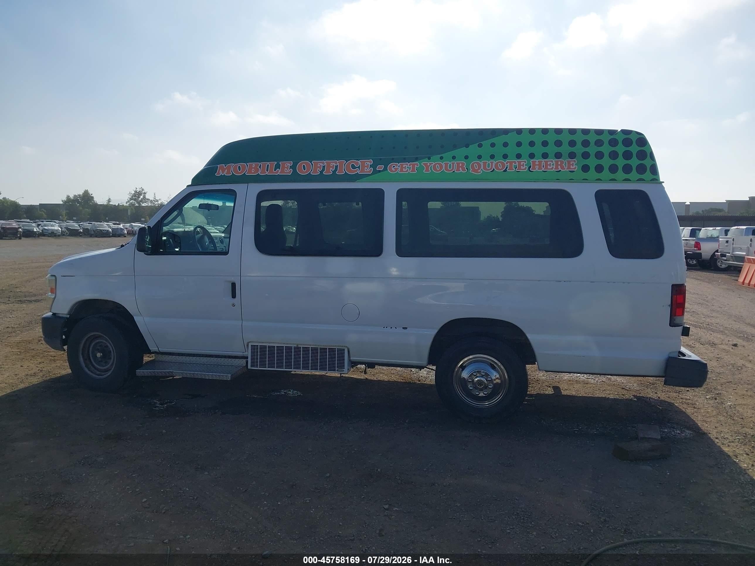 2013 Ford E-350 Super Duty Commercial White vin: 1FTDS3EL7DDA15349