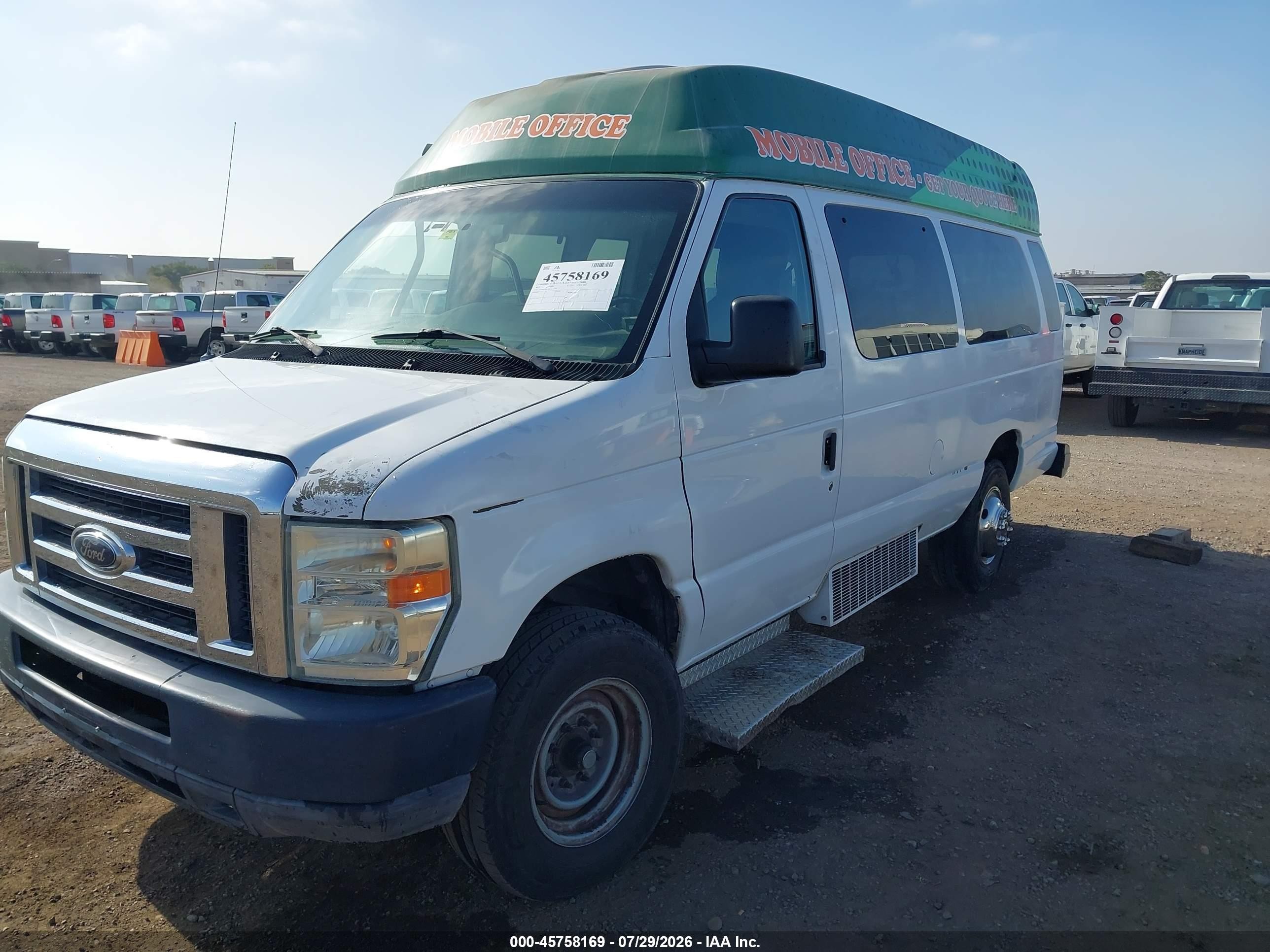 2013 Ford E-350 Super Duty Commercial White vin: 1FTDS3EL7DDA15349