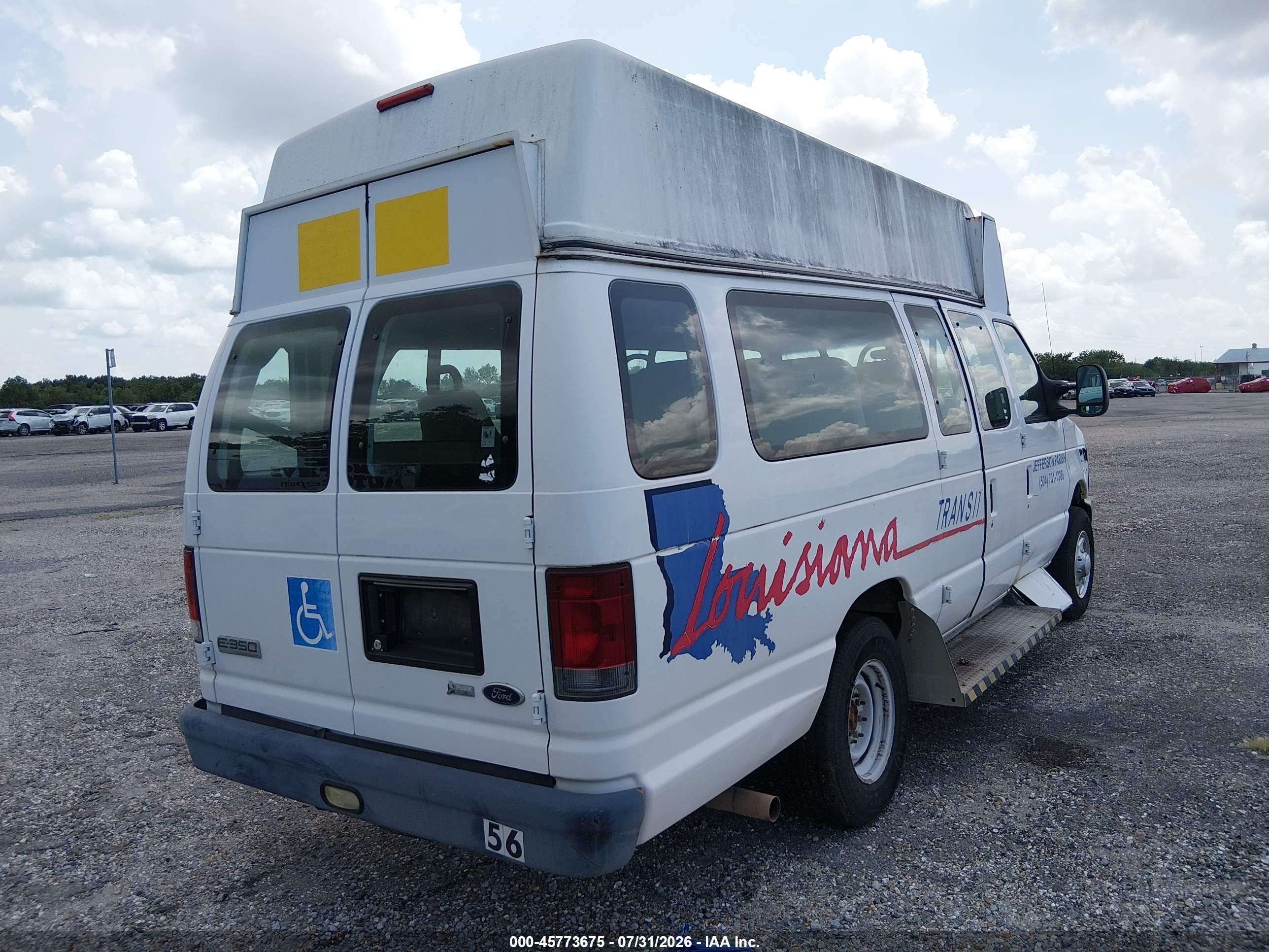 2010 Ford E-350 Super Duty Commercial/recreational Белый vin: 1FTDS3EL9ADA57601