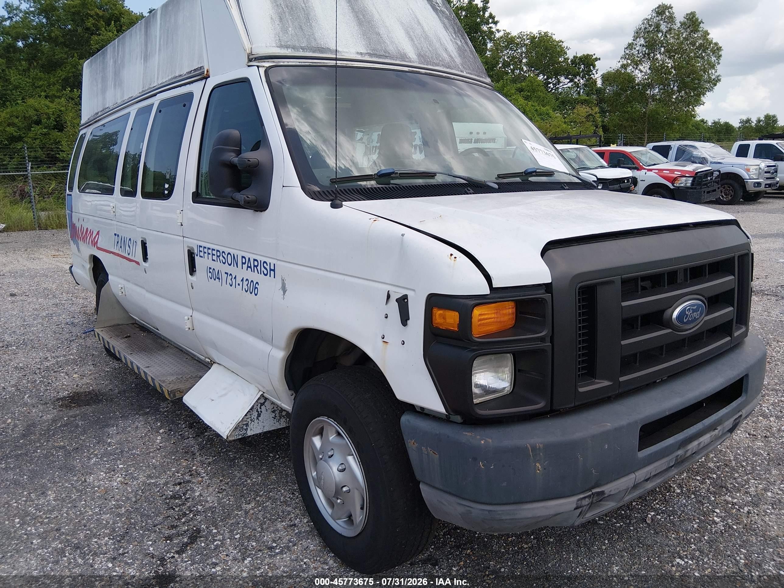 2010 Ford E-350 Super Duty Commercial/recreational Белый vin: 1FTDS3EL9ADA57601