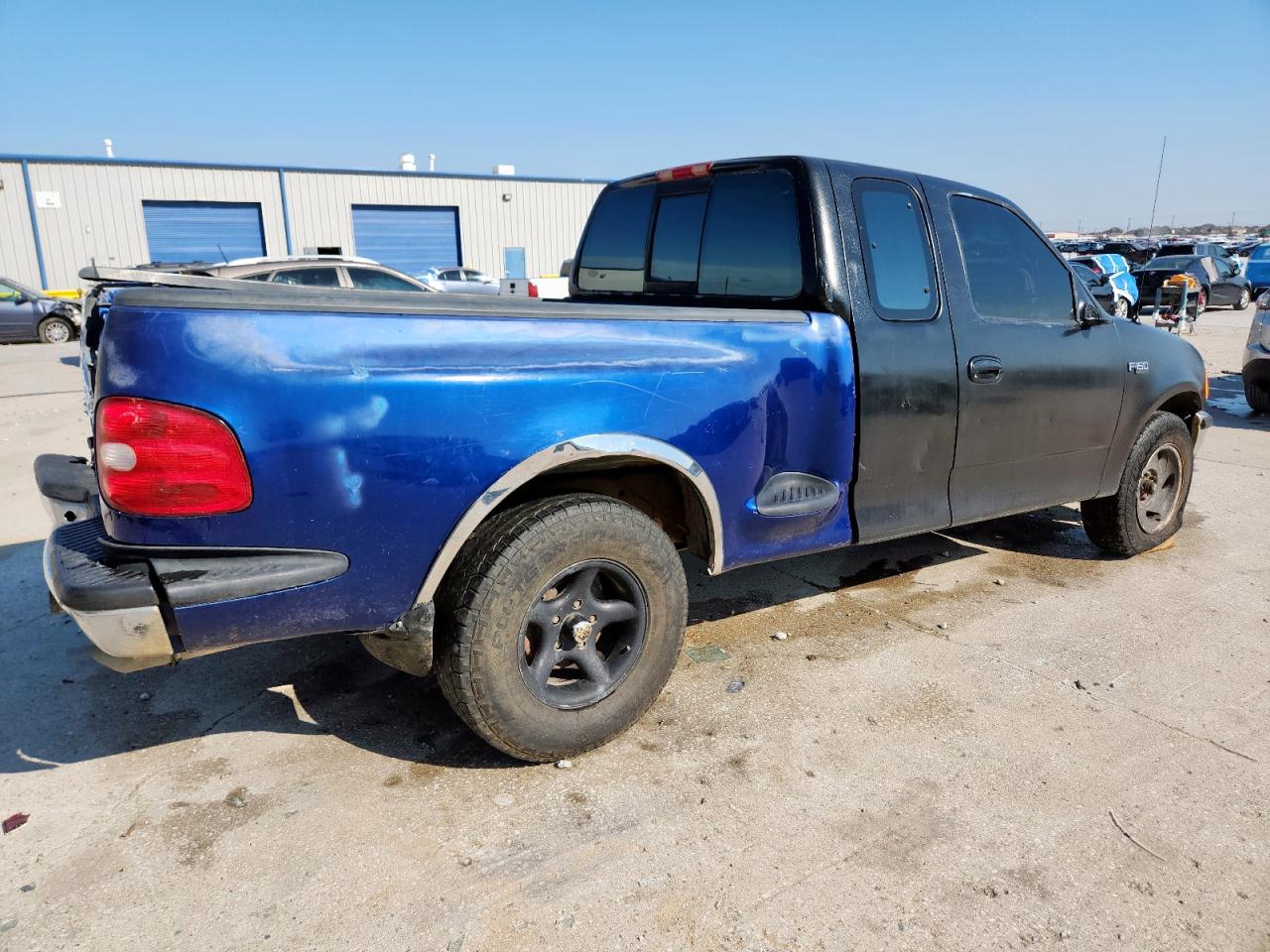 1997 Ford F150 Two Tone vin: 1FTDX0762VKD25946