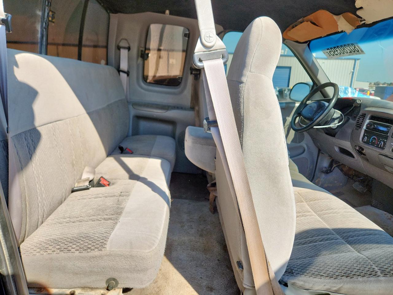 1997 Ford F150 Two Tone vin: 1FTDX0762VKD25946