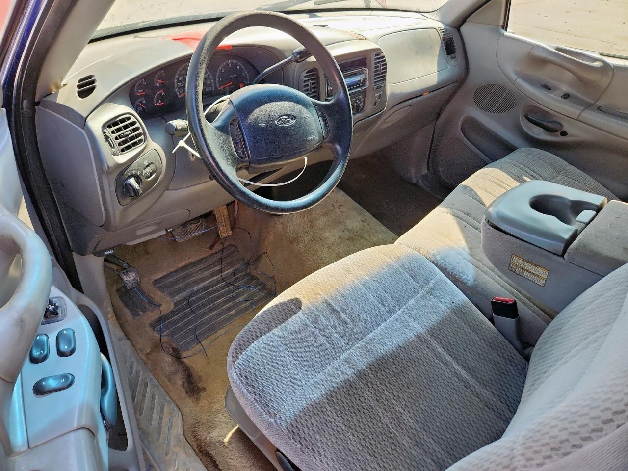 1997 Ford F150 Two Tone vin: 1FTDX0762VKD25946