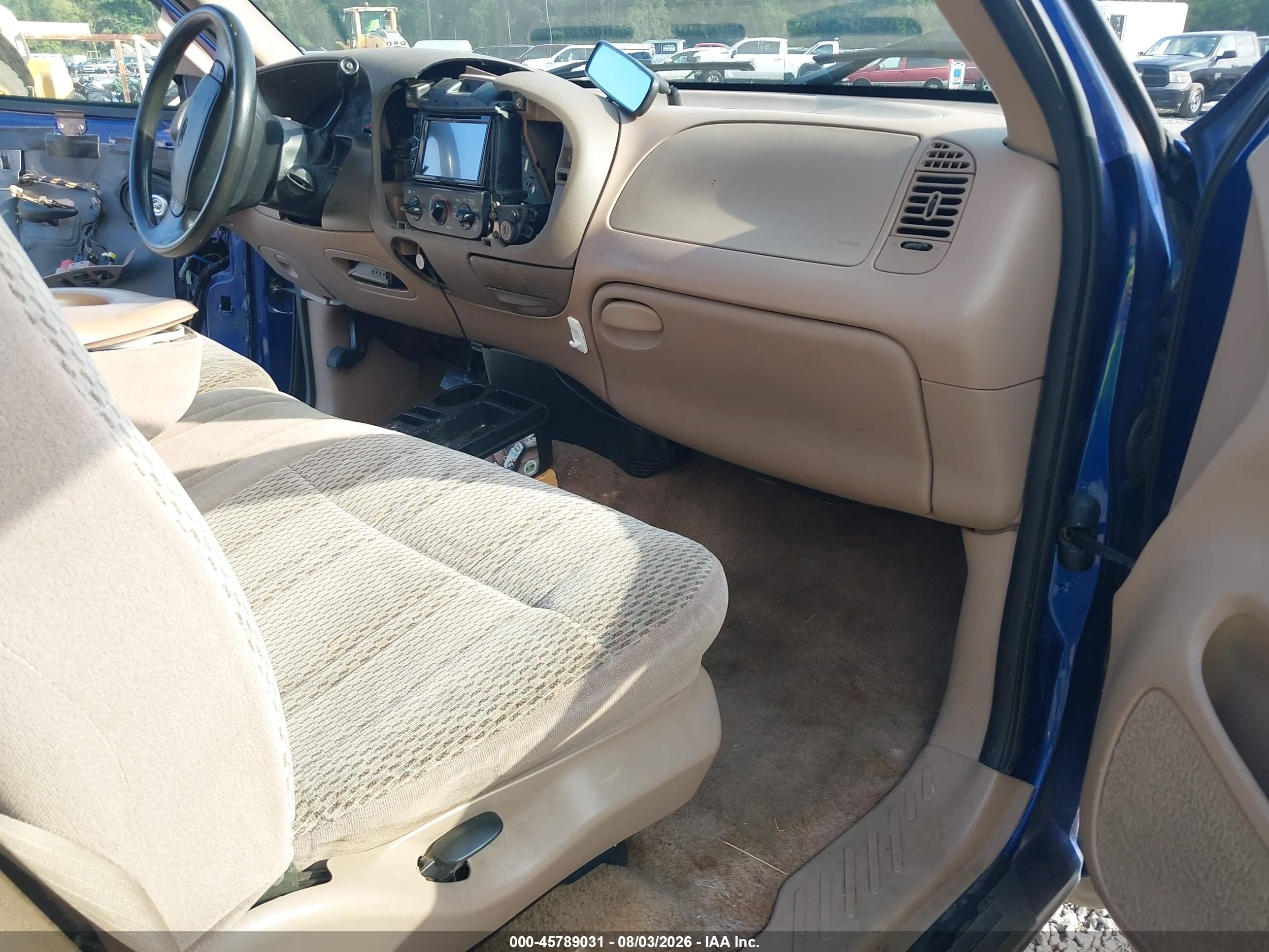 1997 Ford F-150 Standard   Blue vin: 1FTDX0768VKC46071
