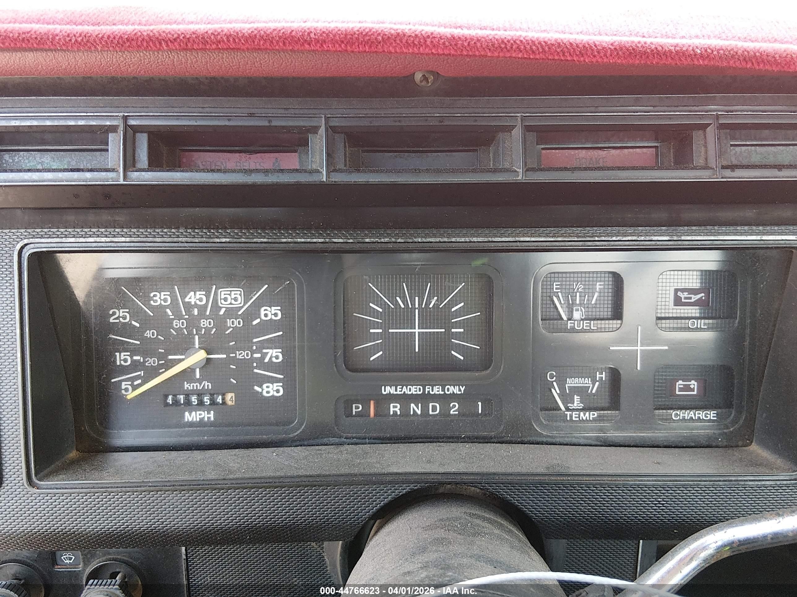 1982 Ford F150   Red vin: 1FTDX15E3CKA41304