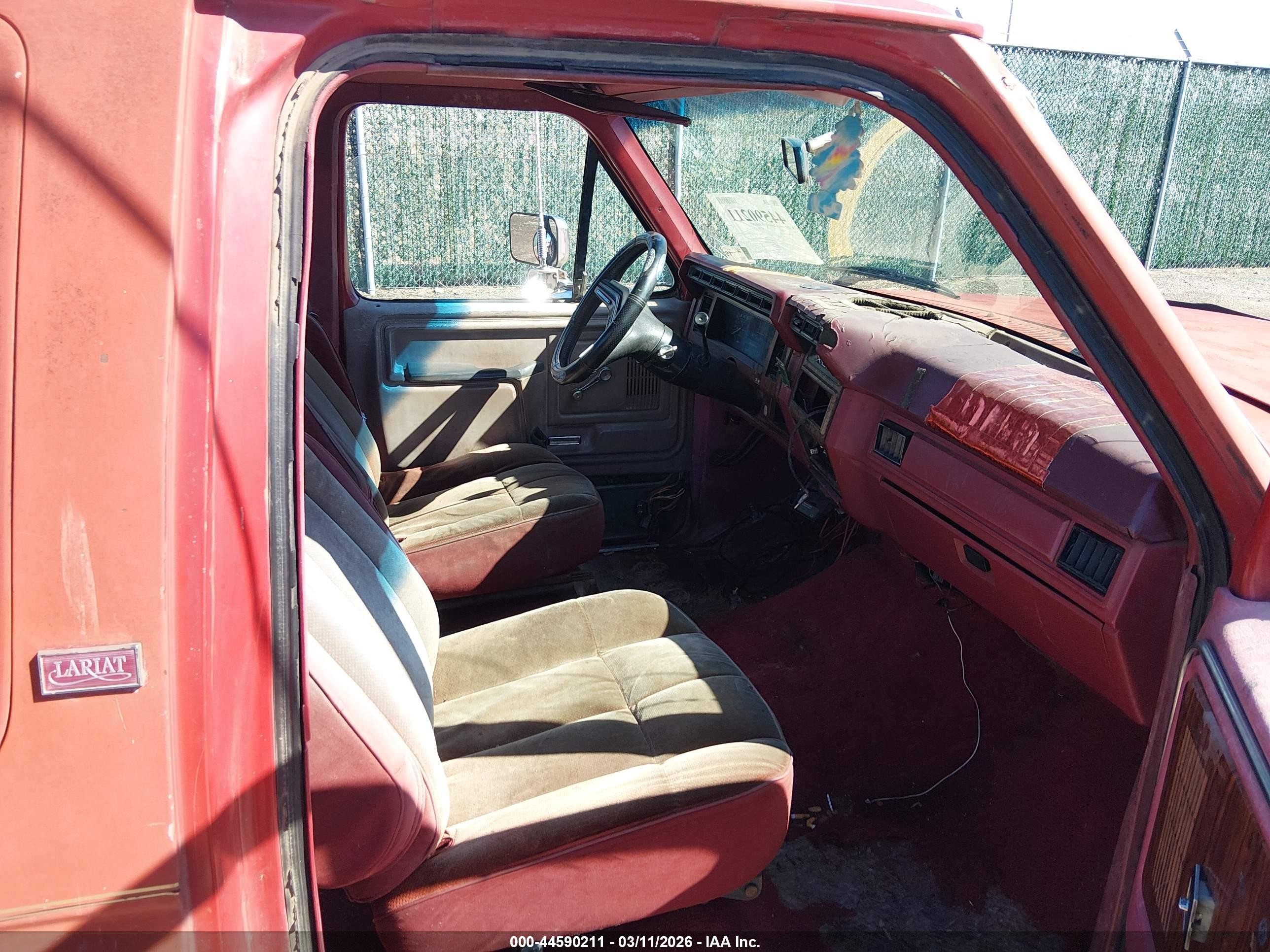 1982 Ford F150   Orange vin: 1FTDX15F9CKA43843