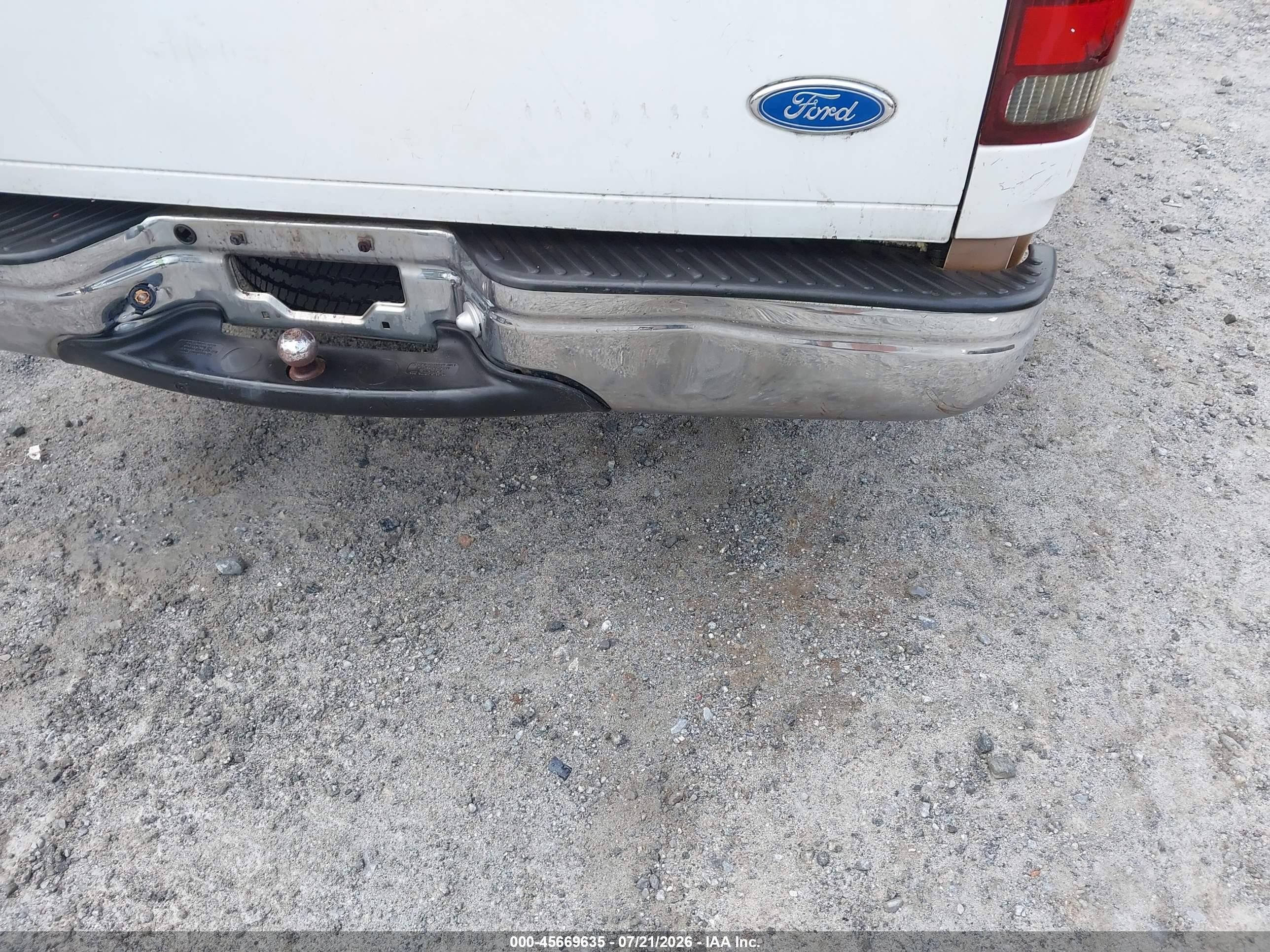 1997 Ford F-150 Standard Standard/xl/xlt White vin: 1FTDX1720VNB06355