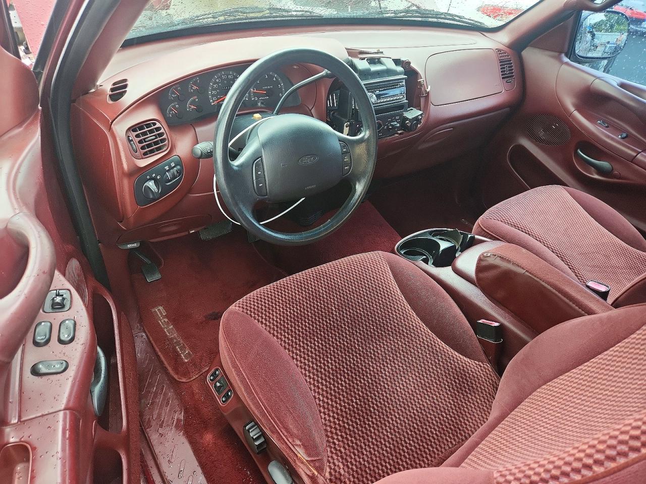 1997 Ford F150 Red vin: 1FTDX1760VKA31497