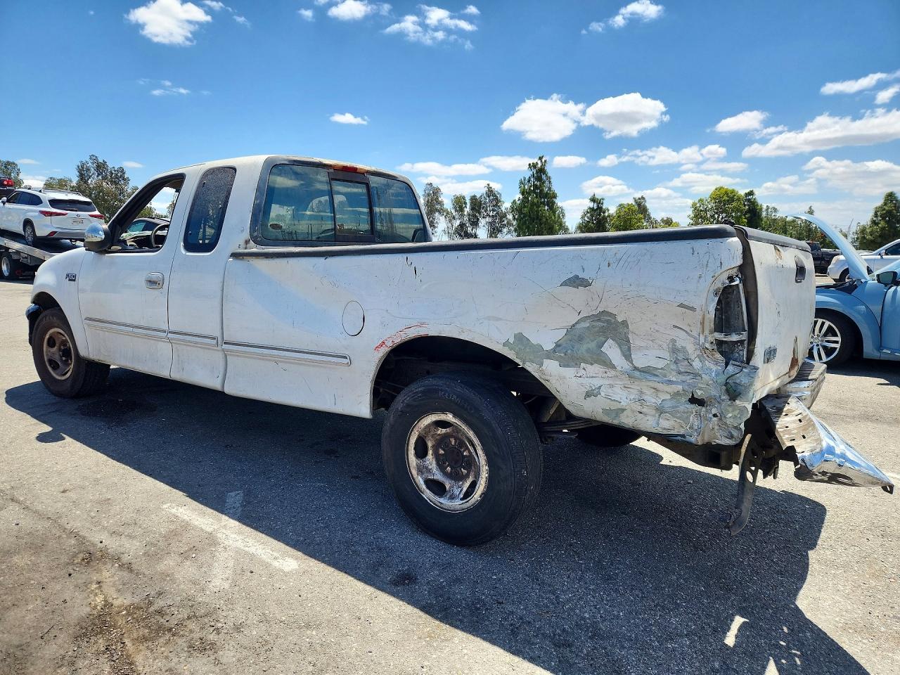 1997 Ford F150 White vin: 1FTDX1762VKA49113
