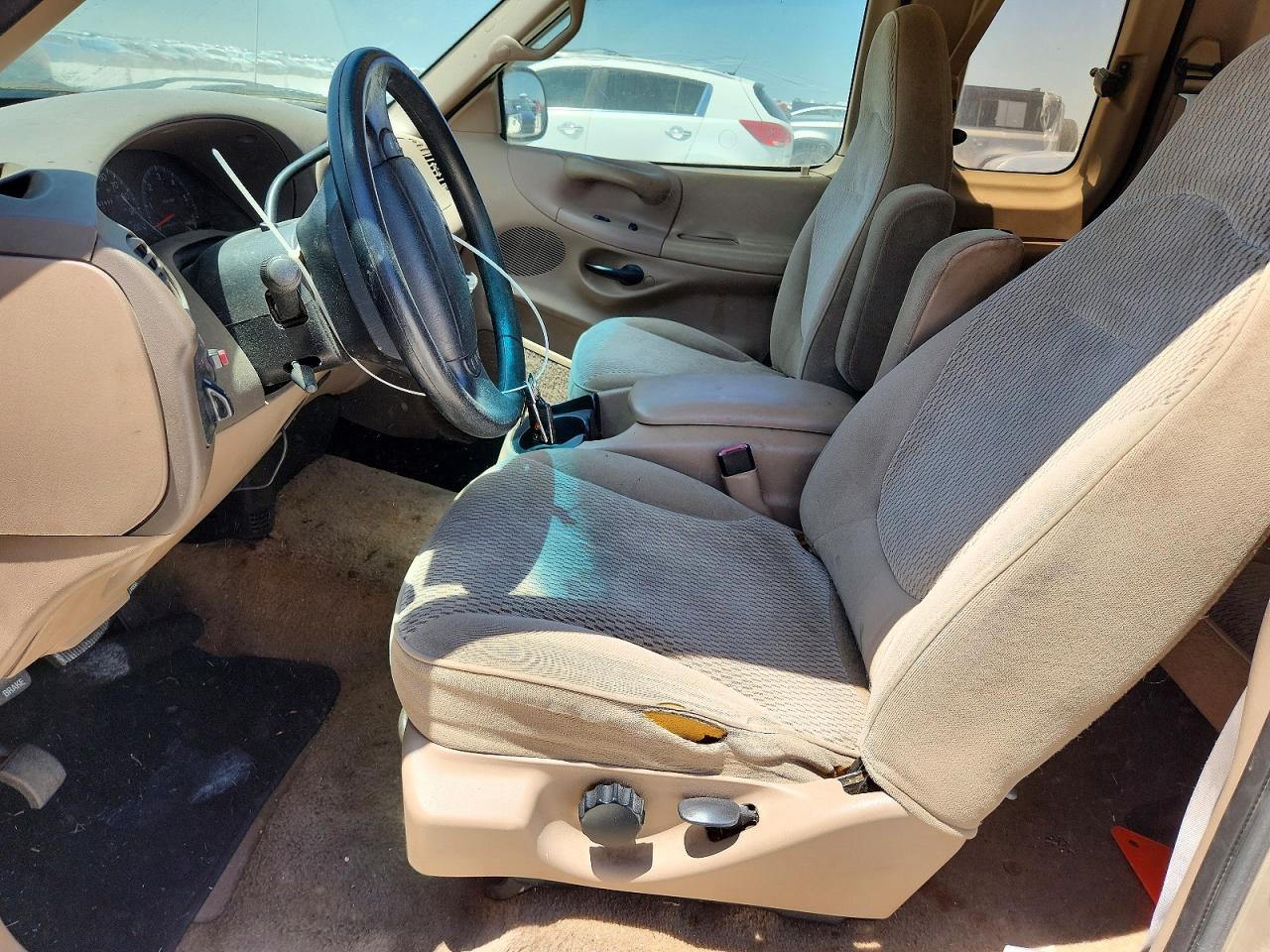 1997 Ford F150 Gold vin: 1FTDX1768VKD35371