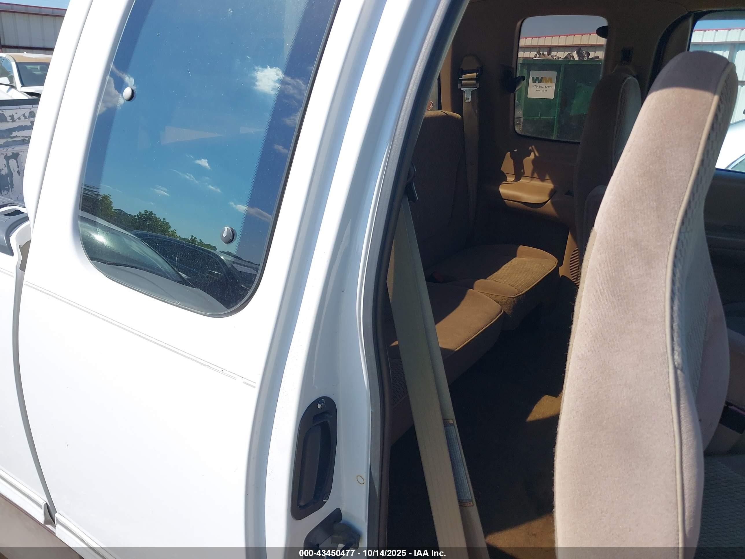 1997 Ford F150   White vin: 1FTDX17W0VKB53311