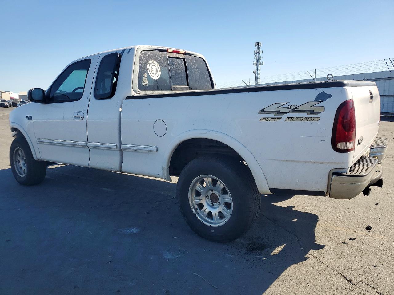 1997 Ford F150 Белый vin: 1FTDX1864VKA12644