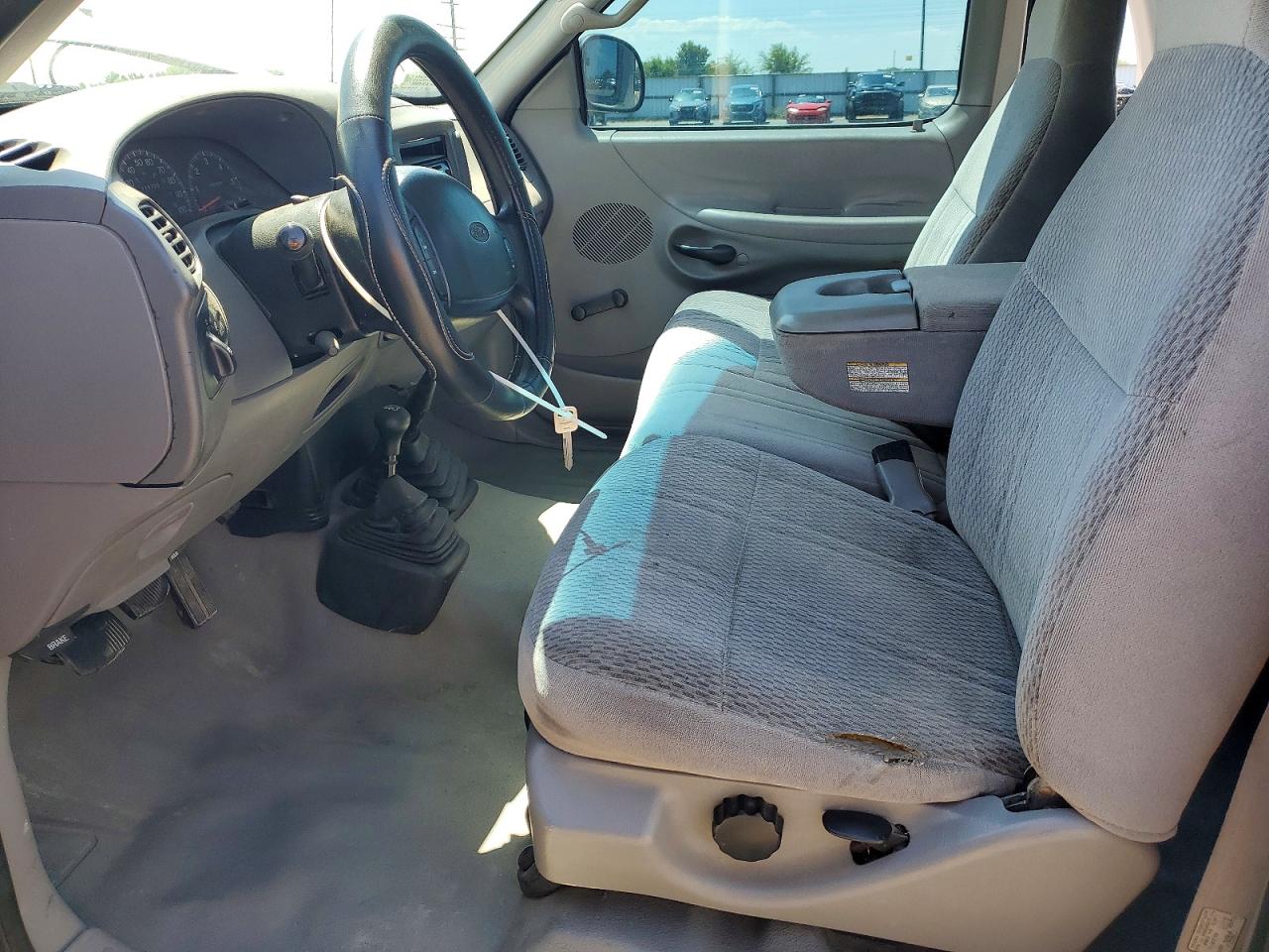 1997 Ford F150 Silver vin: 1FTDX1868VKC56622