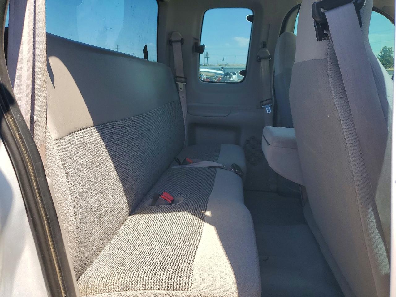 1997 Ford F150 Silver vin: 1FTDX1868VKC56622