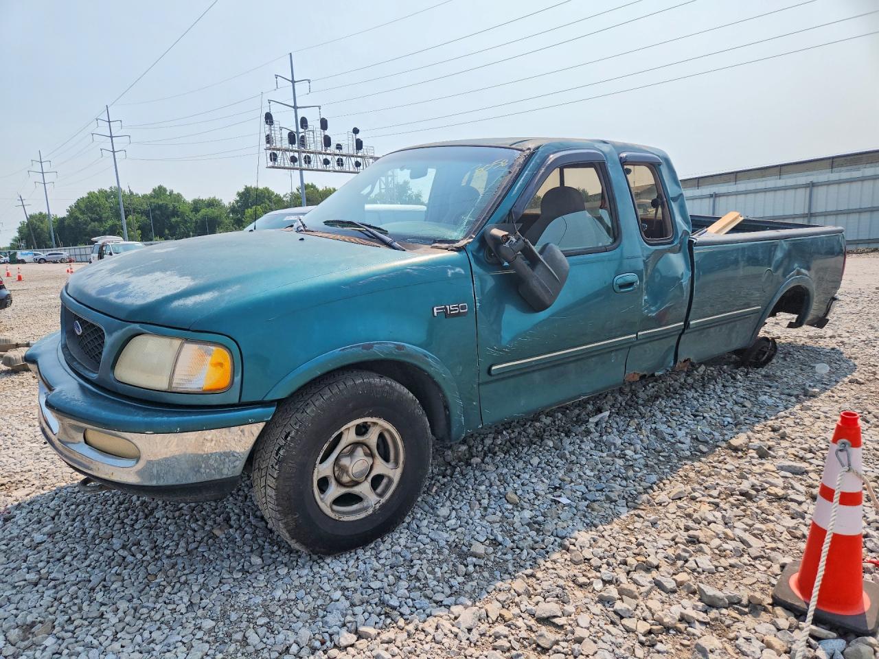 1997 Ford F150 Green vin: 1FTDX1869VKA53058