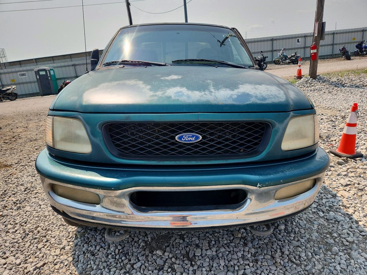 1997 Ford F150 Green vin: 1FTDX1869VKA53058