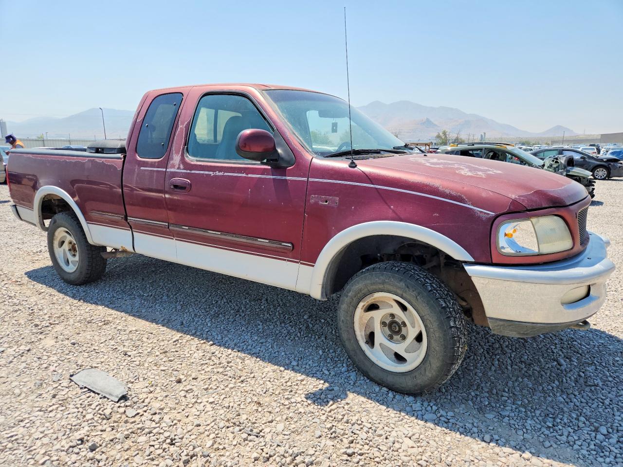 1997 Ford F150 Maroon vin: 1FTDX18W3VKC08316