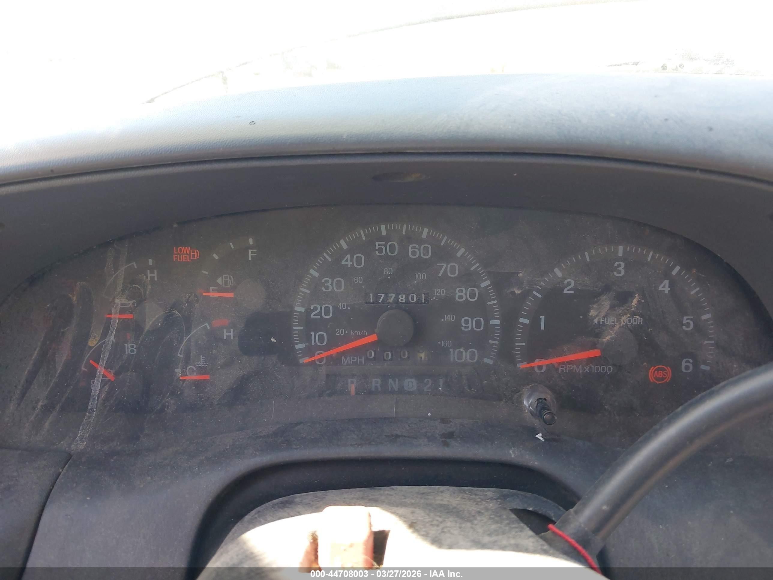 1997 Ford F-150 Lariat/xl/xlt White vin: 1FTDX18W3VKD19156