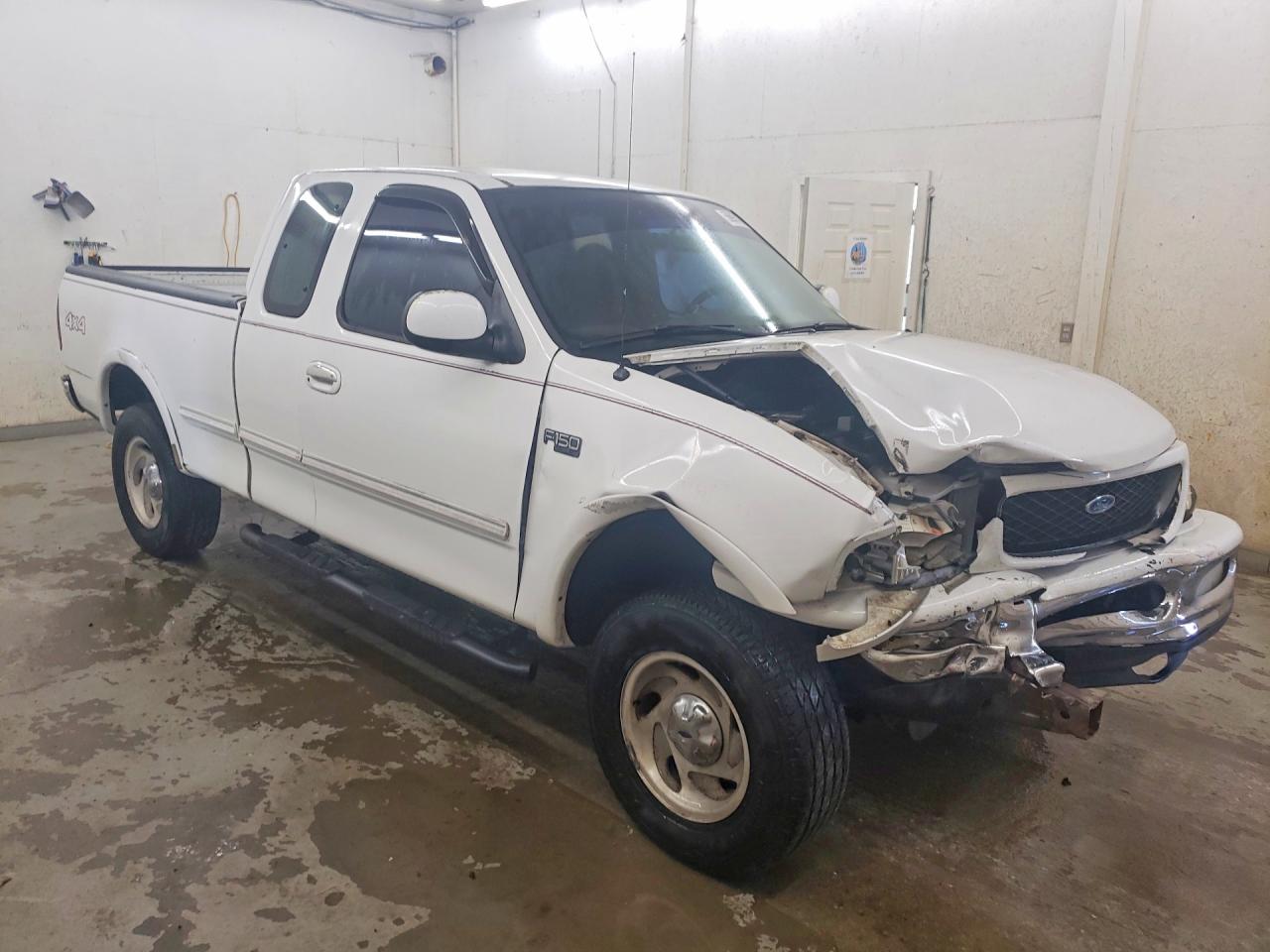 1997 Ford F150 Белый vin: 1FTDX18W4VNC99272