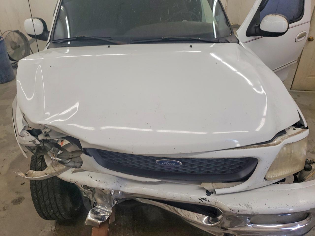 1997 Ford F150 Белый vin: 1FTDX18W4VNC99272