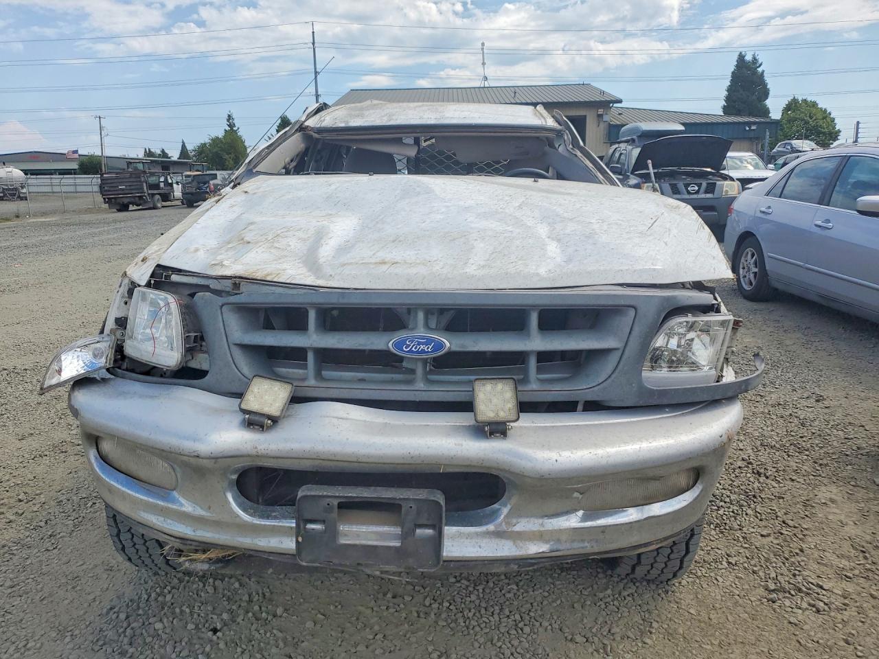 1997 Ford F150 White vin: 1FTDX18W7VKB92556