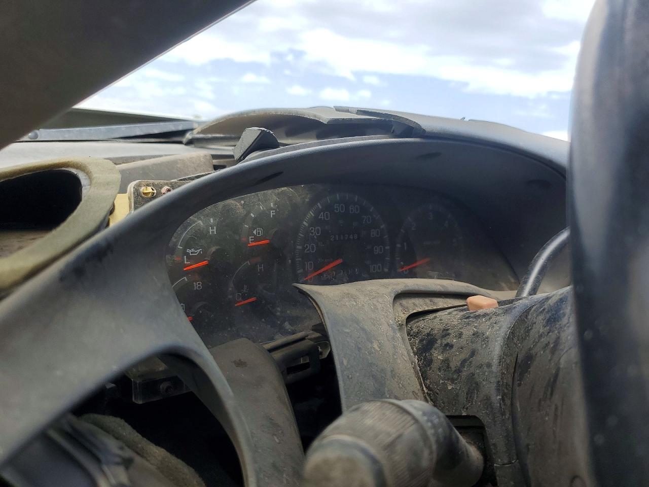 1997 Ford F150 White vin: 1FTDX18W7VKB92556