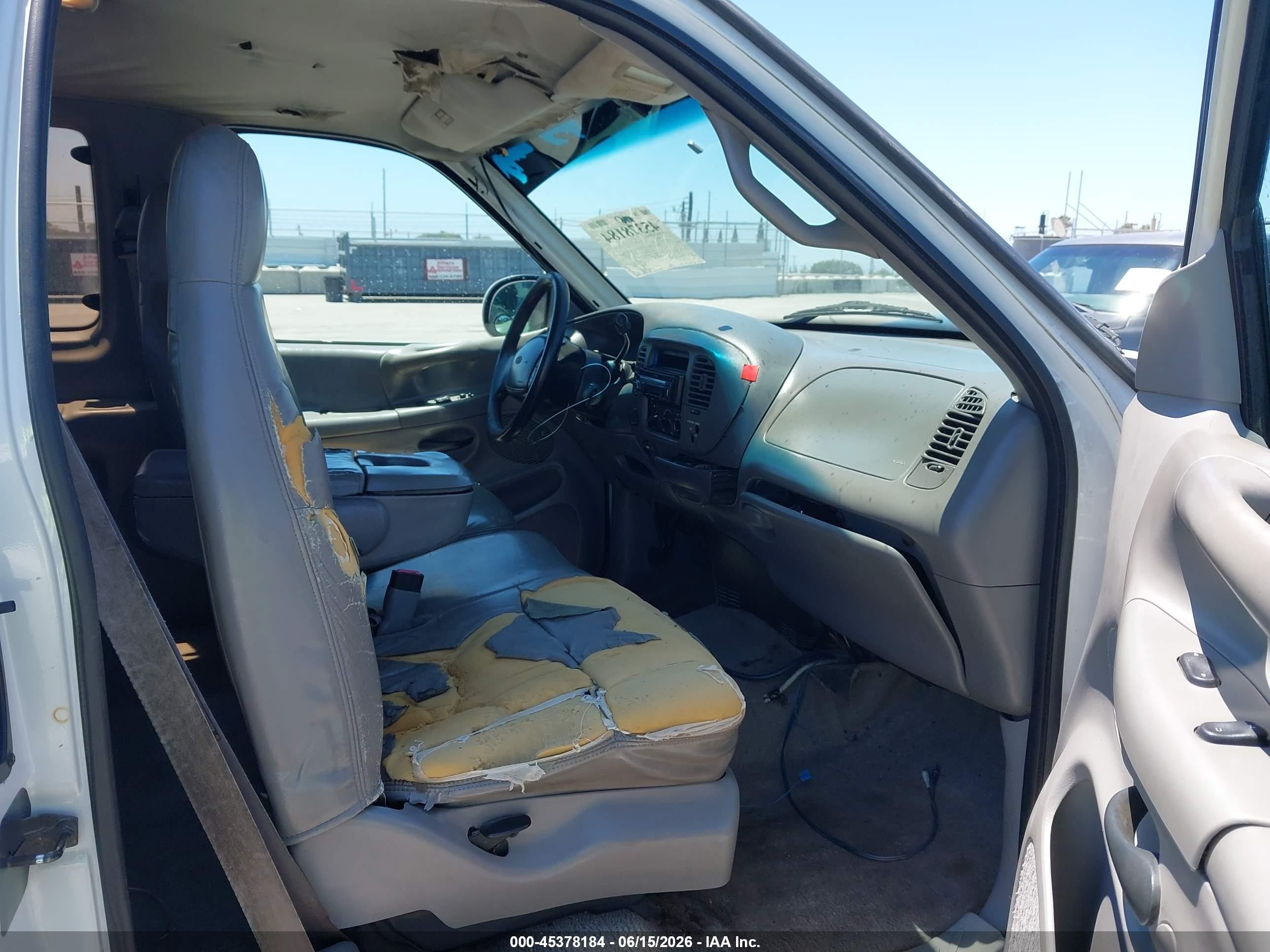 1997 Ford F-150 Lariat/xl/xlt White vin: 1FTDX18W9VKC72179
