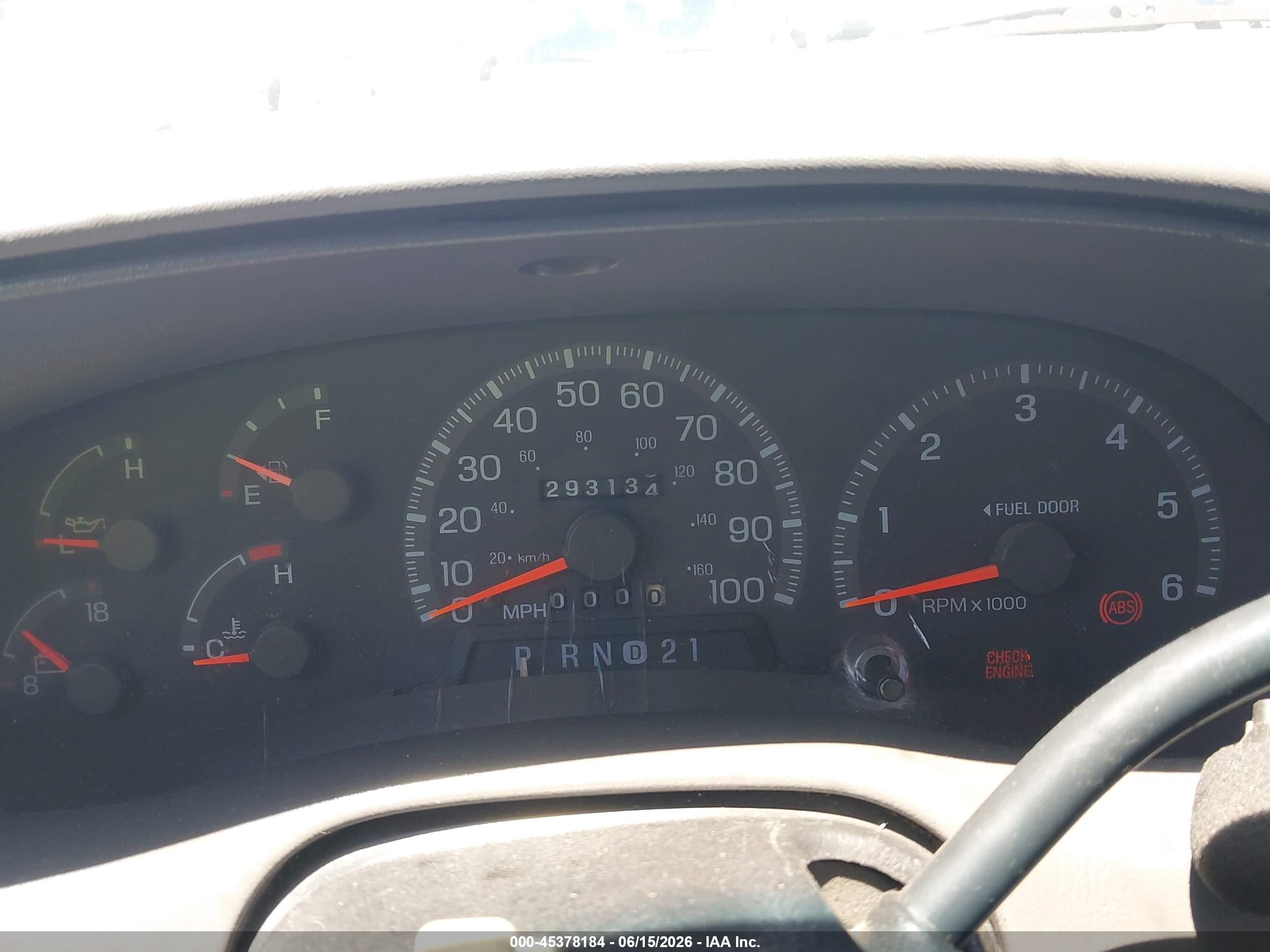 1997 Ford F-150 Lariat/xl/xlt White vin: 1FTDX18W9VKC72179