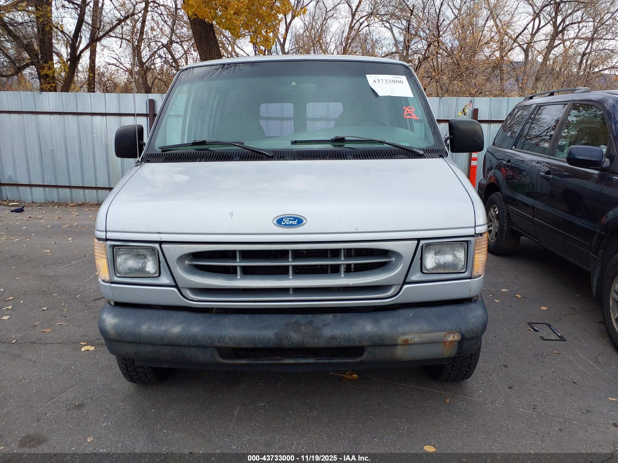 1997 Ford E-150 Standard Gray vin: 1FTEE1422VHB85640