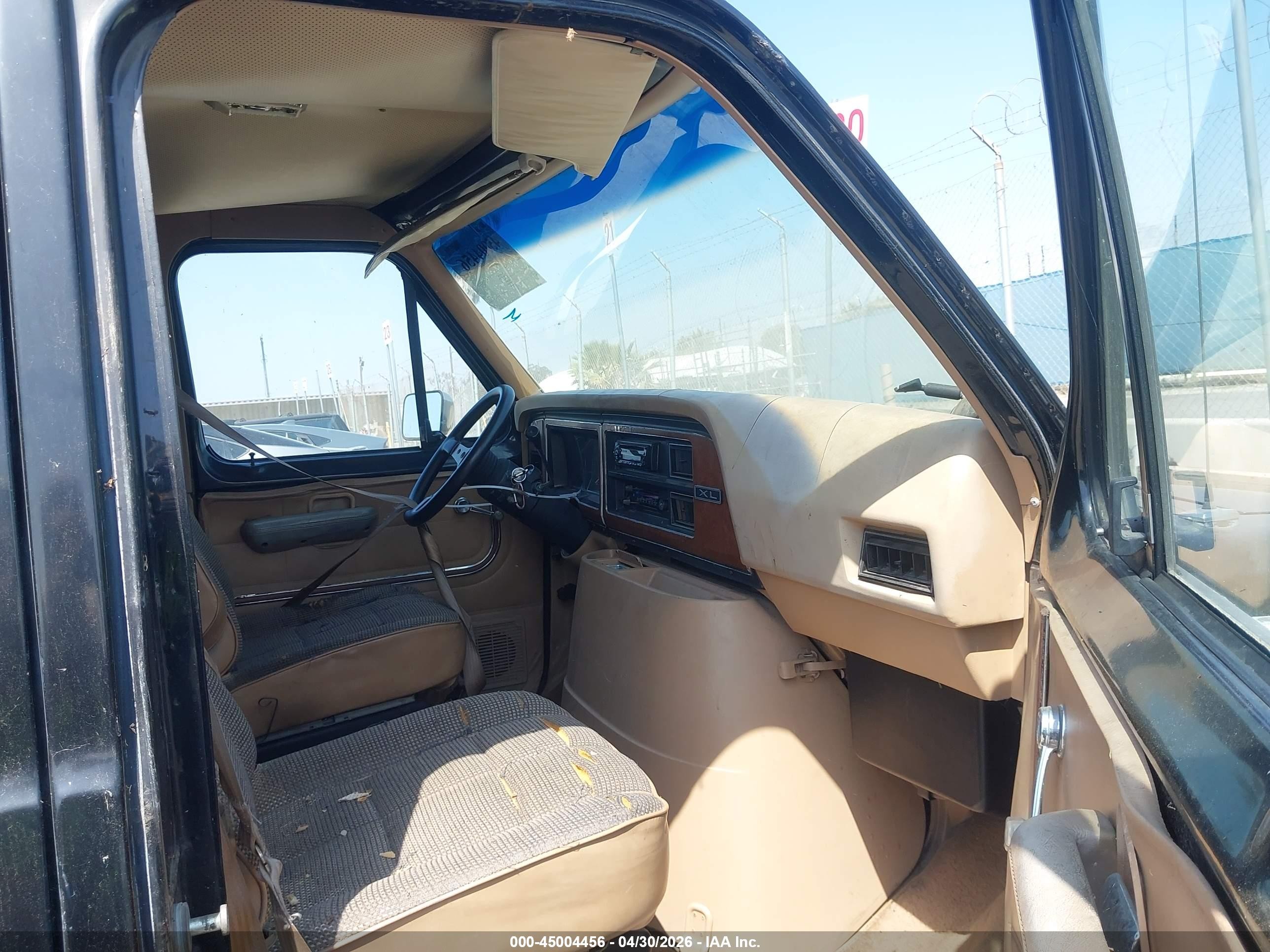 1985 Ford Econoline E150 Van Black vin: 1FTEE14F4FHB90990