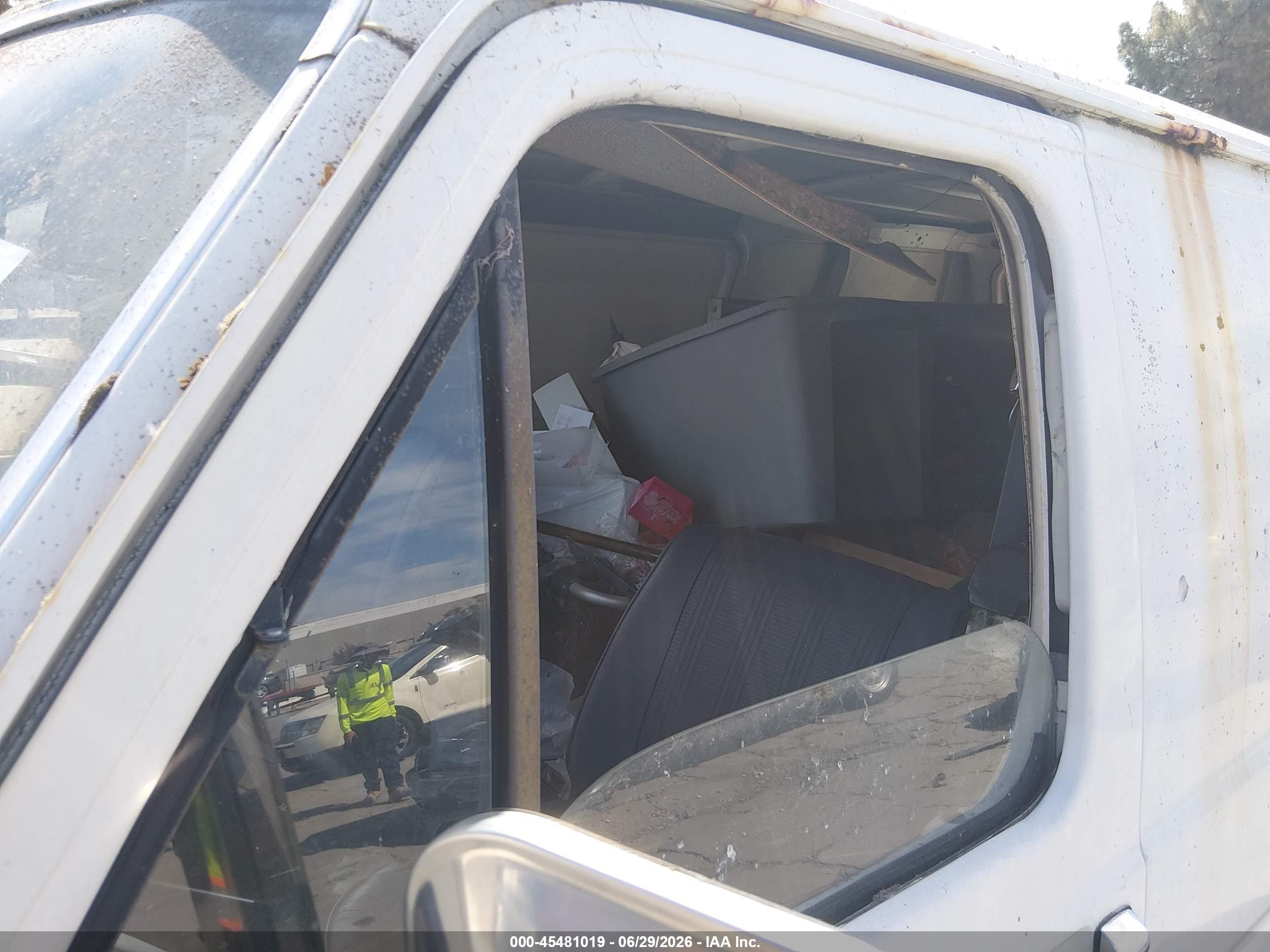 1987 Ford Econoline E150 Van White vin: 1FTEE14Y4HHA53105