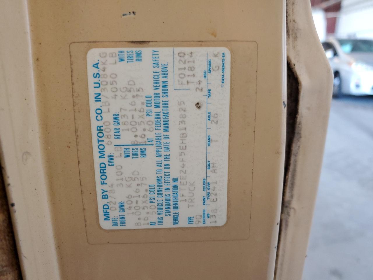 1984 Ford Econoline E250 Van Beige vin: 1FTEE24F5EHB13825