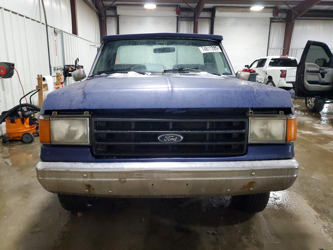 1987 Ford F150 Blue vin: 1FTEF14H6HNA52371