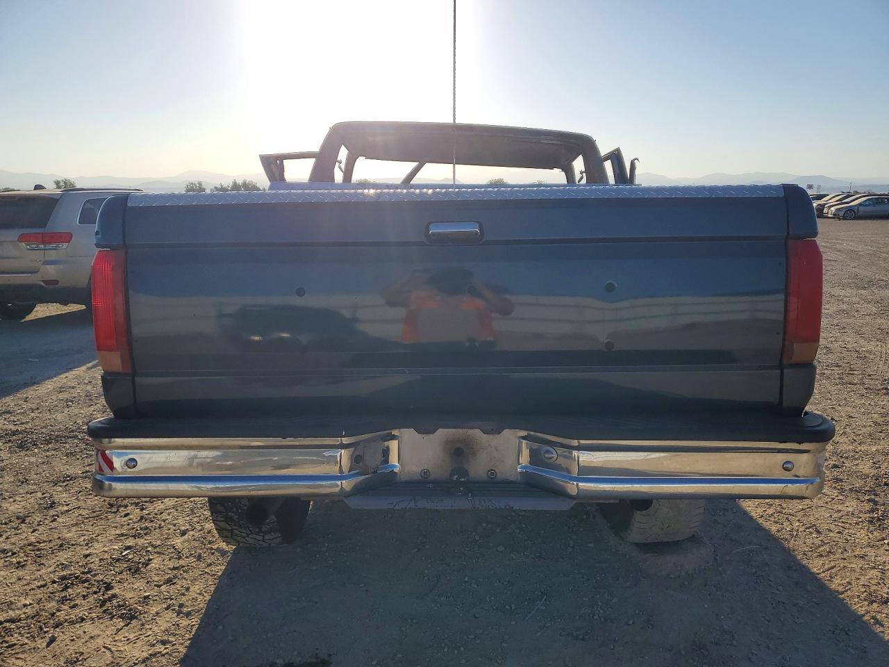 1992 Ford F150 Green vin: 1FTEF14H7NPA24983