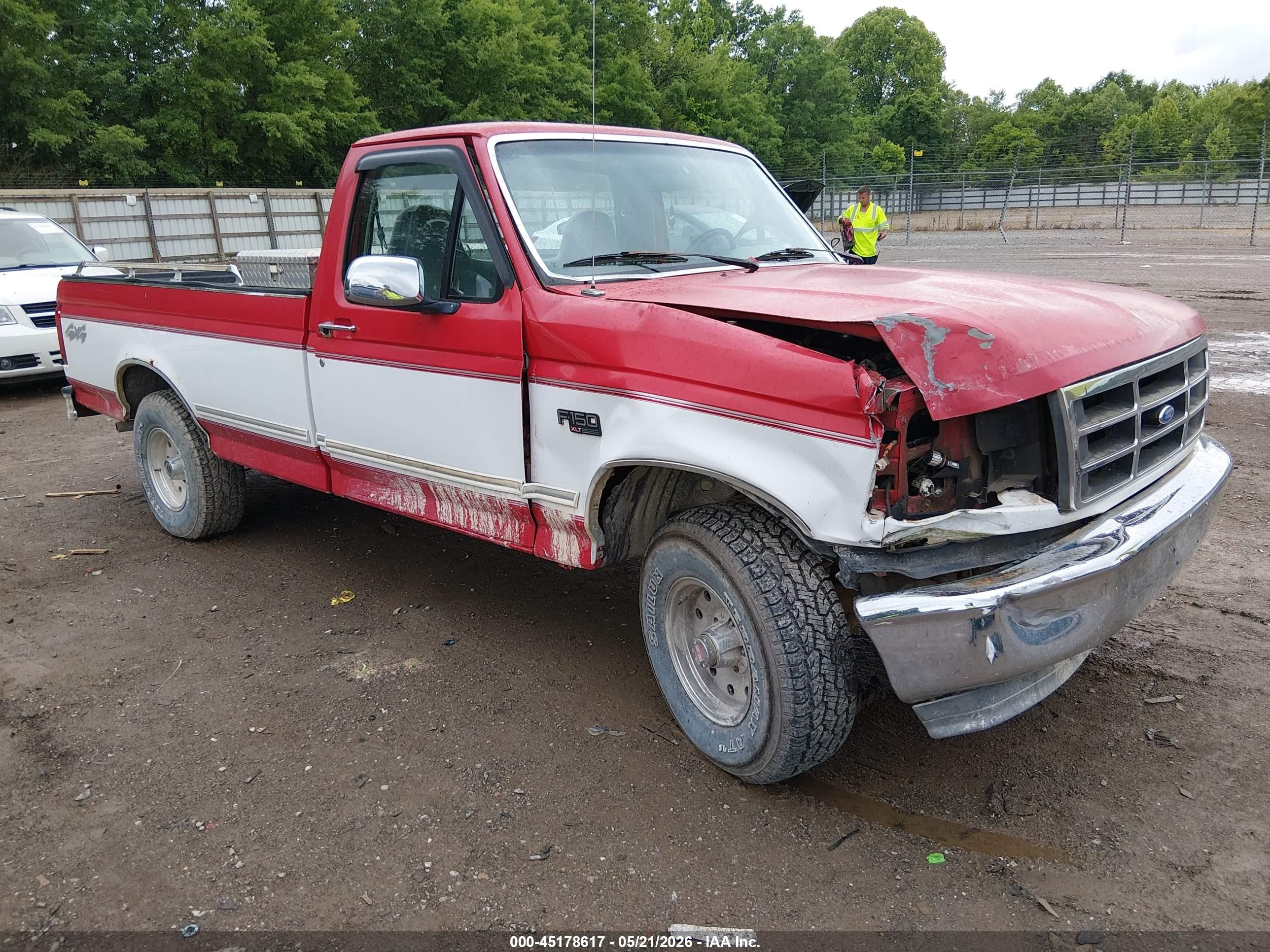 1996 Ford F150   Red vin: 1FTEF14N1TNA12231