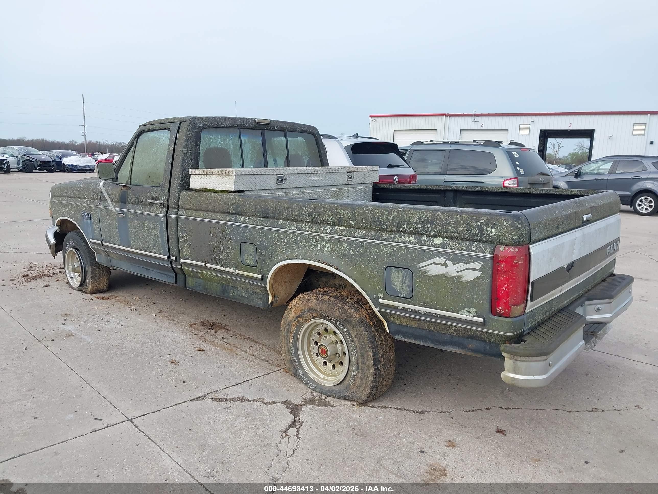 1992 Ford F150   Black vin: 1FTEF14N2NLA41686