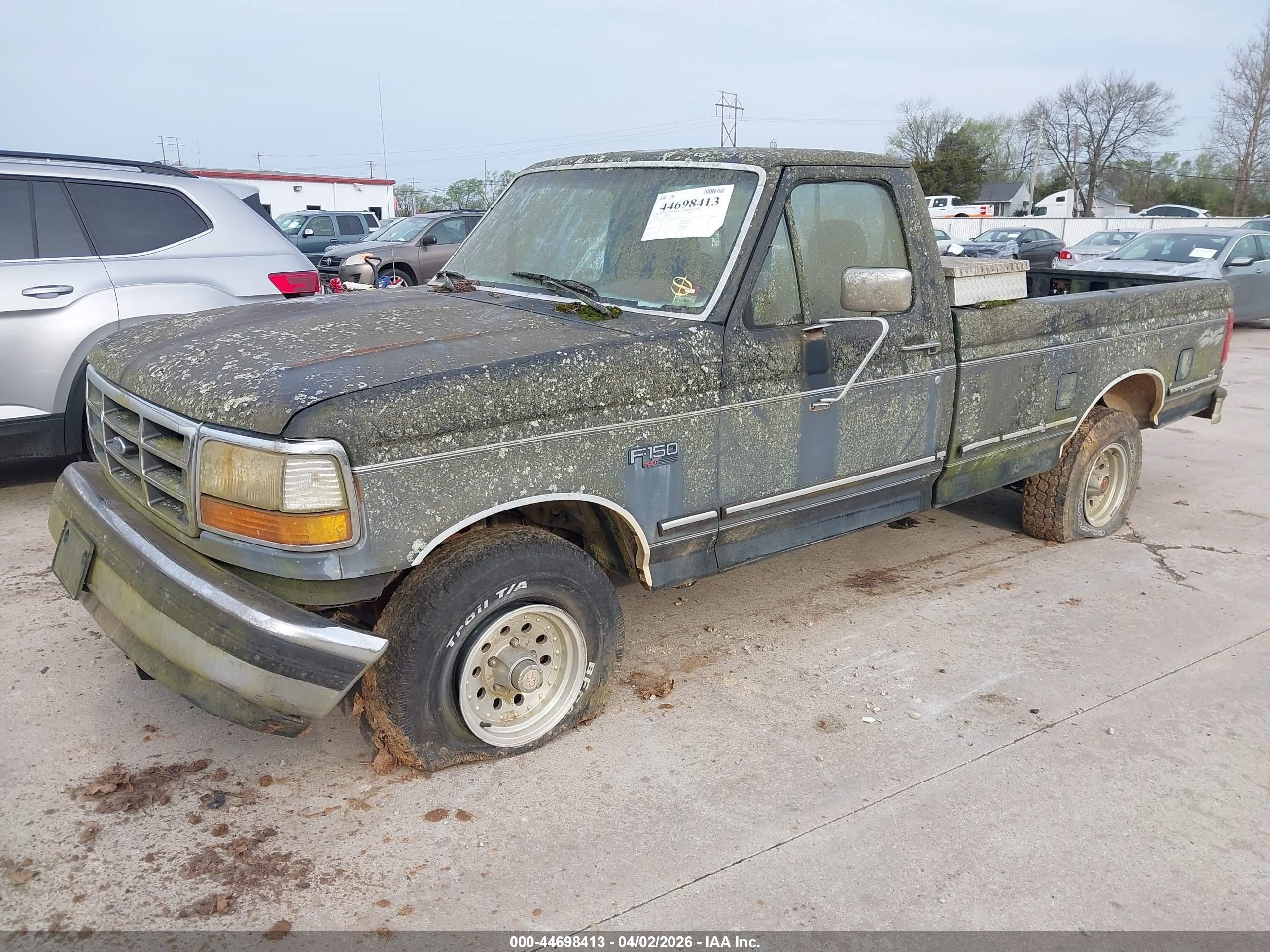 1992 Ford F150   Black vin: 1FTEF14N2NLA41686