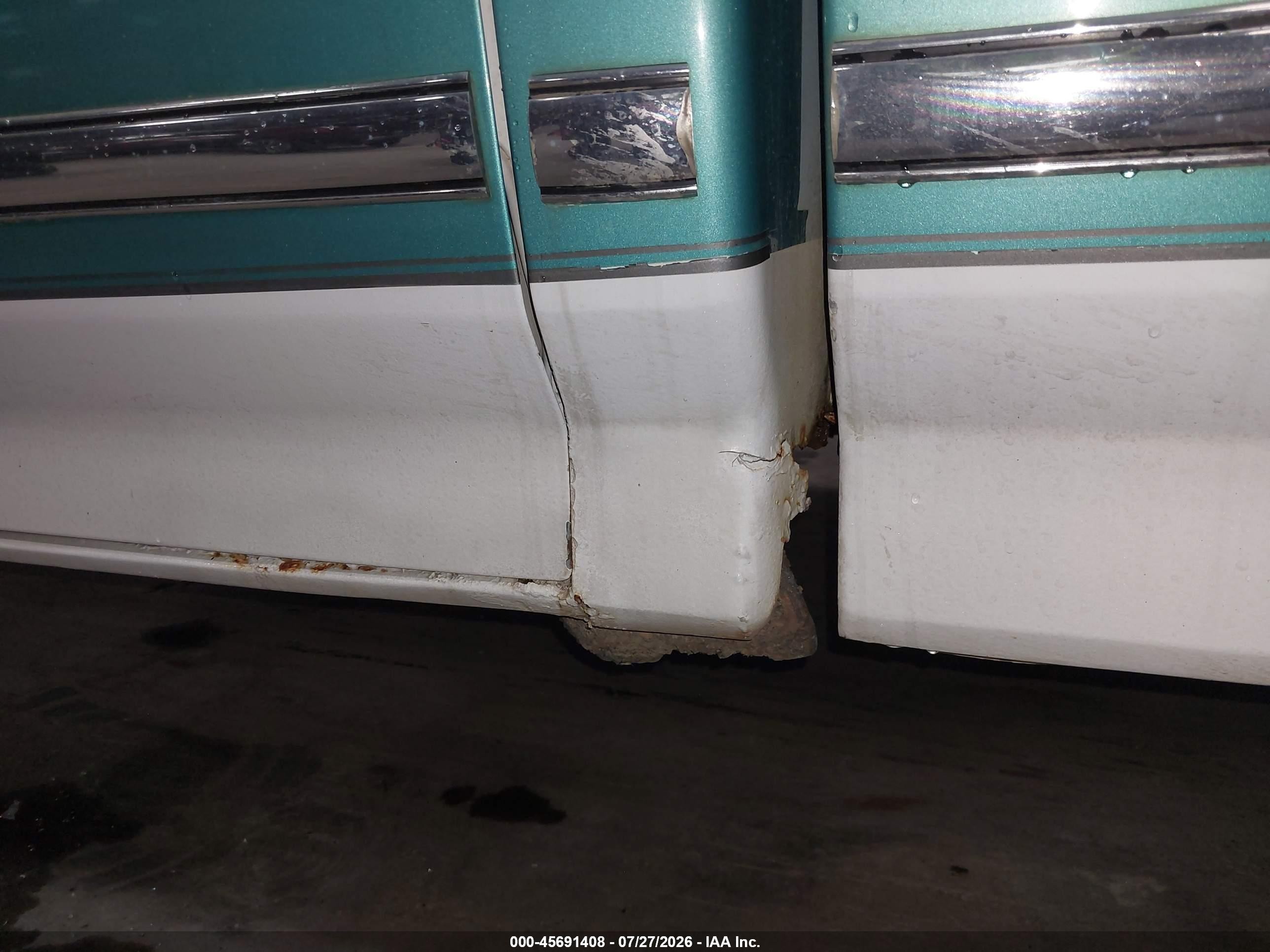1994 Ford F150   White vin: 1FTEF14N2RLA47493
