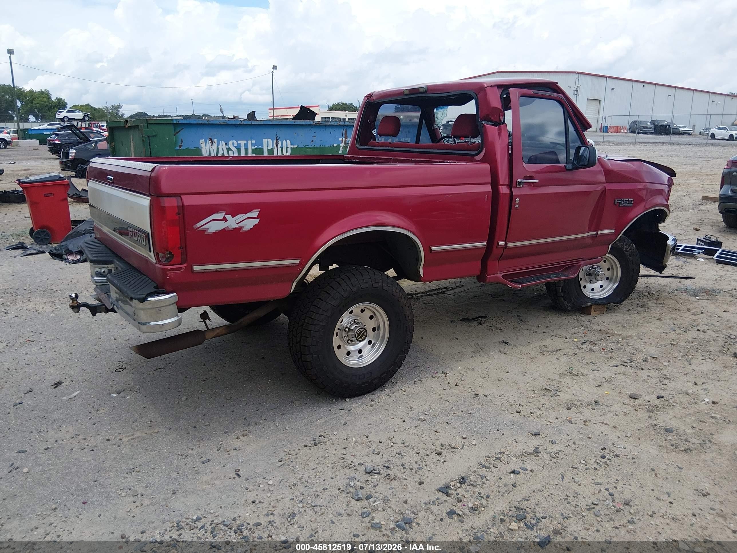 1995 Ford F150   Burgundy vin: 1FTEF14N3SNB23460