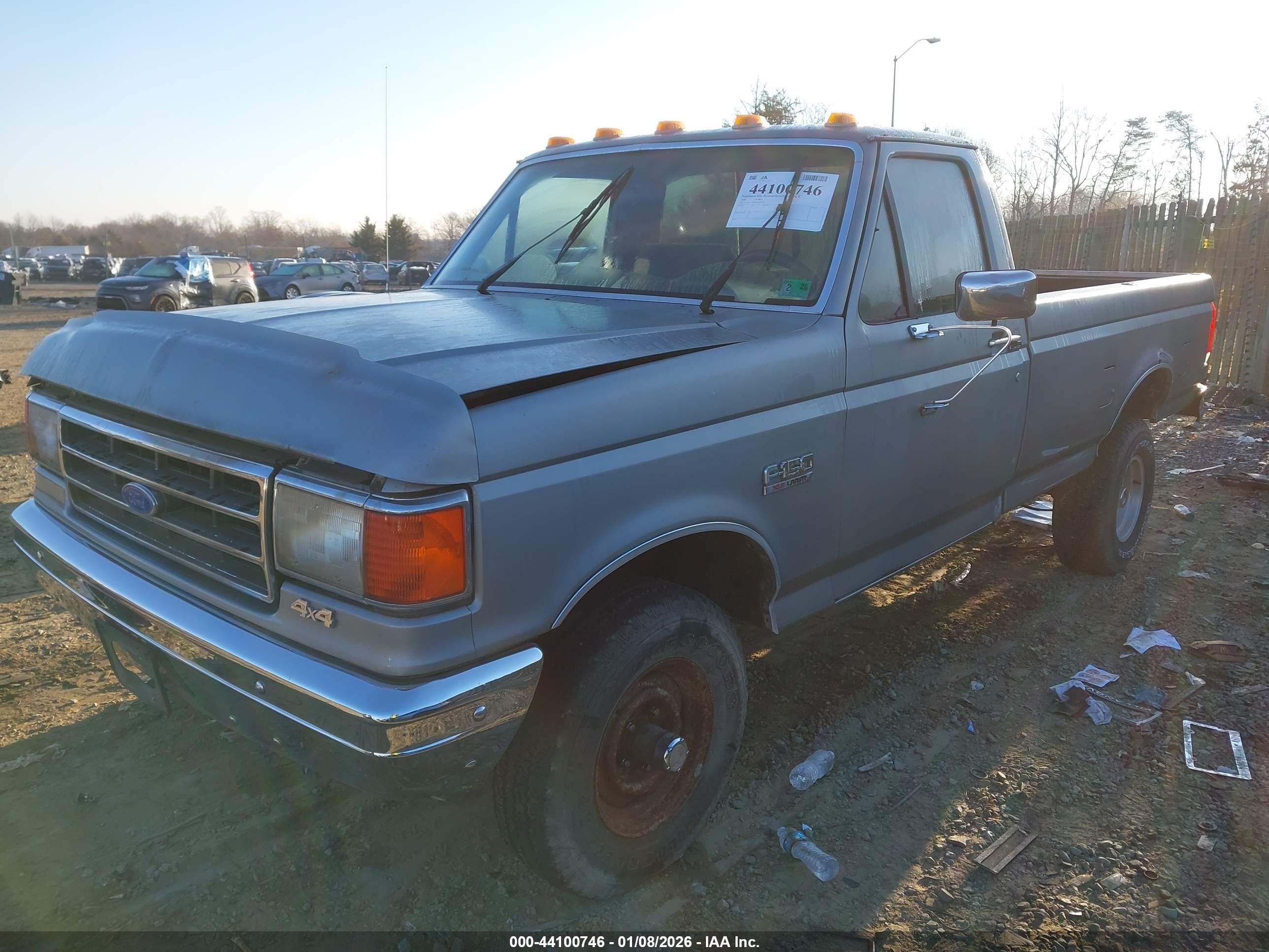 1989 Ford F150   Silver vin: 1FTEF14N5KNA29919