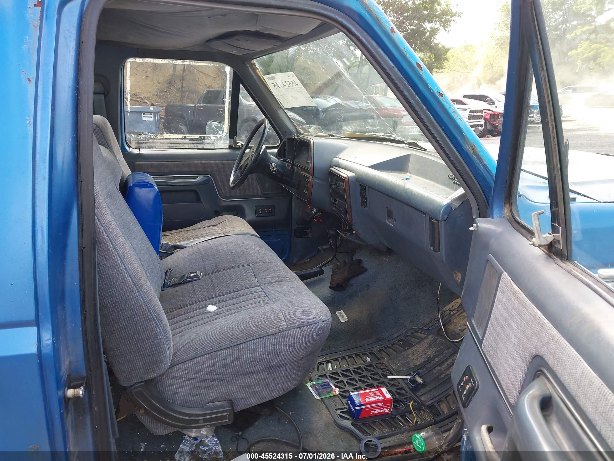1990 Ford F150   Синий vin: 1FTEF14N5LNB24465