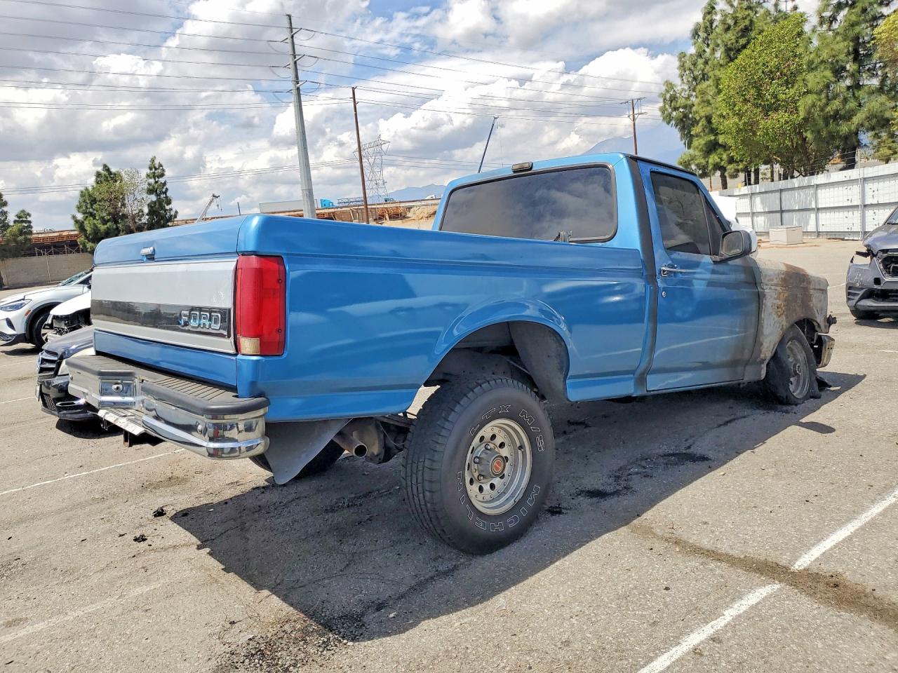 1992 Ford F150 Blue vin: 1FTEF14N7NLA09476