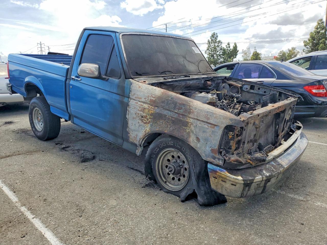 1992 Ford F150 Blue vin: 1FTEF14N7NLA09476
