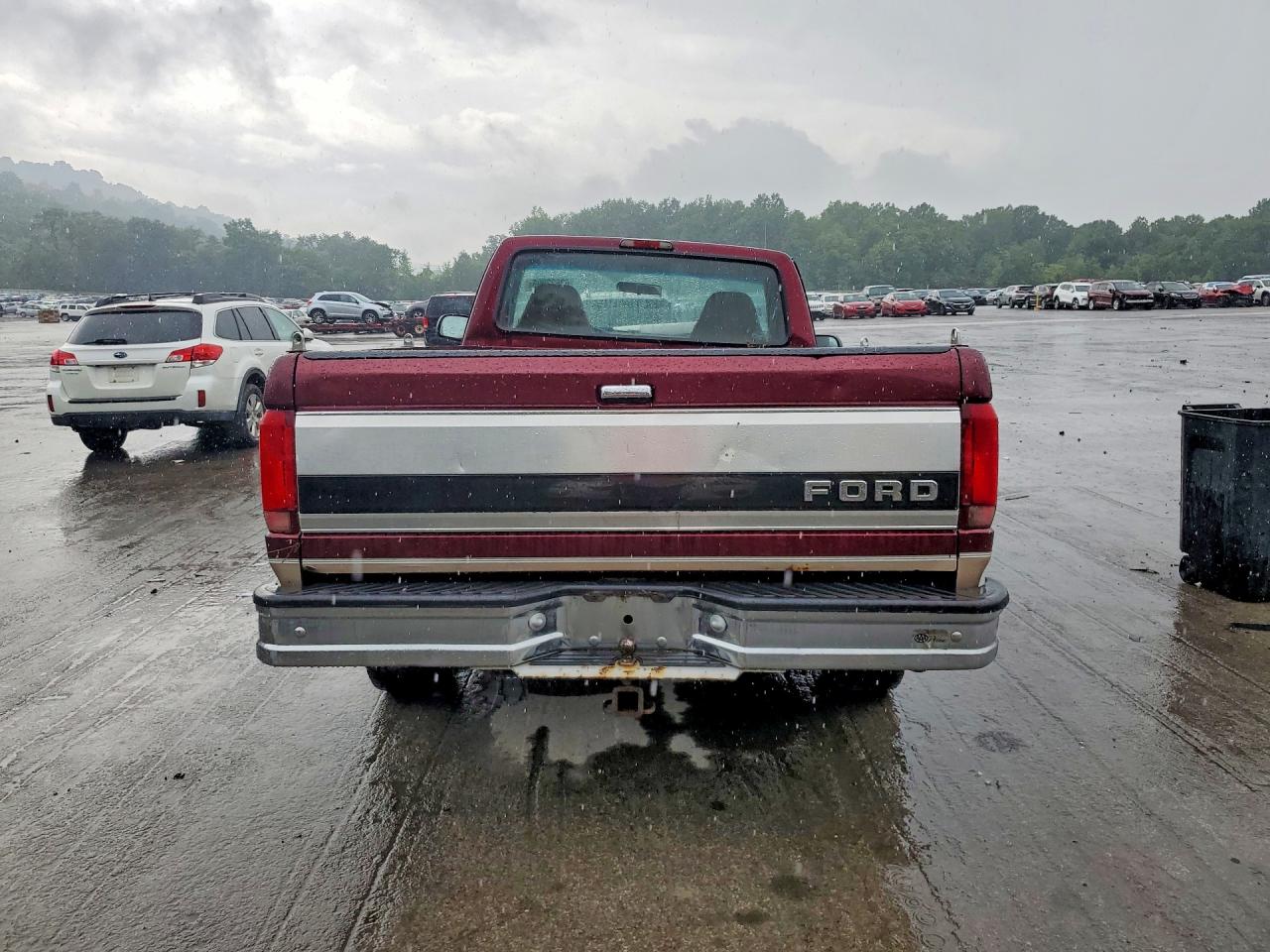 1996 Ford F150 Burgundy vin: 1FTEF14N8TNA07043