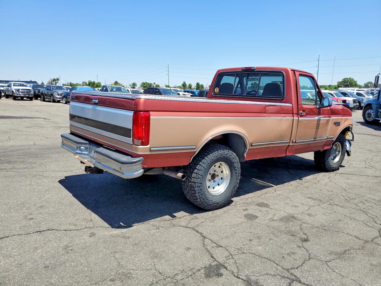 1995 Ford F150 Двухцветный vin: 1FTEF14NXSLA88220