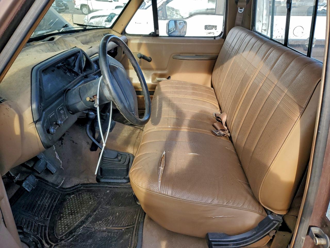 1989 Ford F150 Brown vin: 1FTEF14Y0KLB25799
