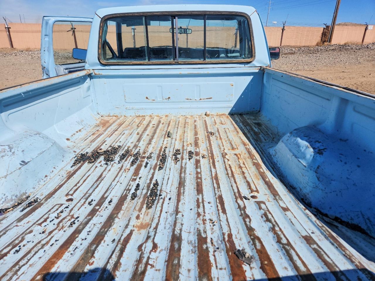 1985 Ford F150 Blue vin: 1FTEF14Y1FPB06435